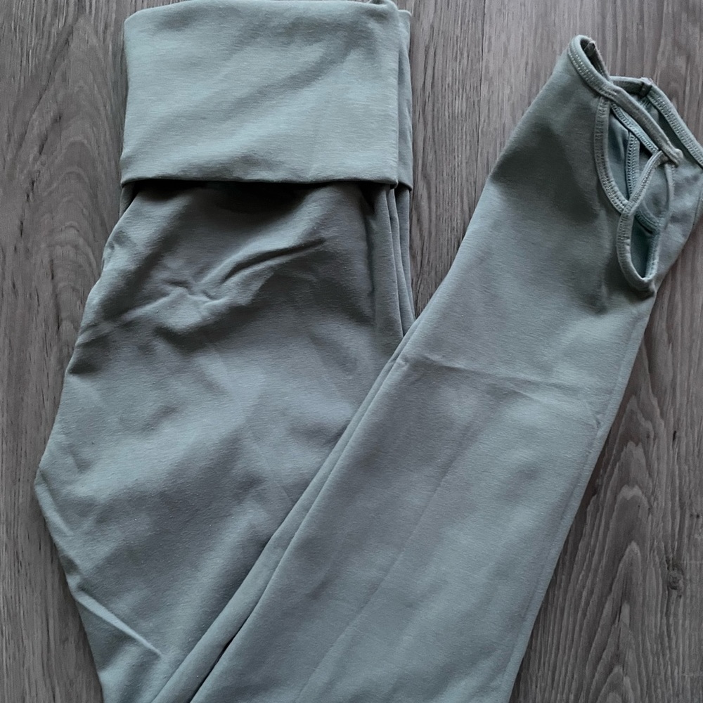 Free people leggings, worn 2-3 times